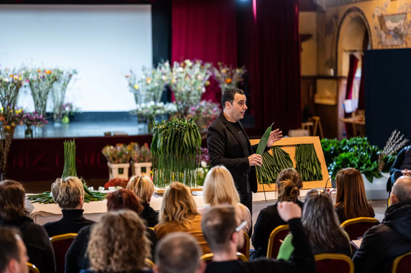 Workshop flowers on the slopes Vincenzo Antonuccio demonstratie