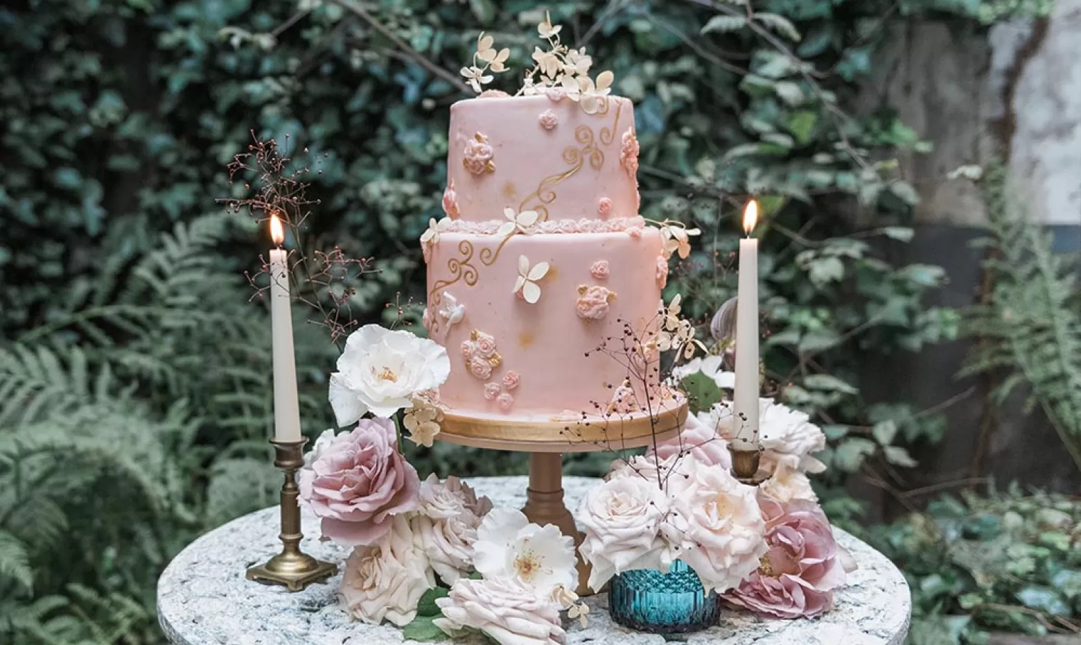 small wedding Amsterdam cake