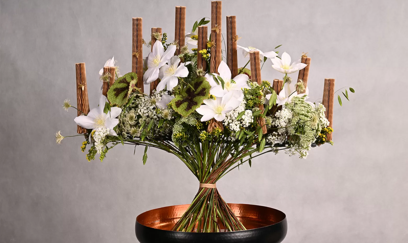 Gábor Nagy - The honeycomb bouquet