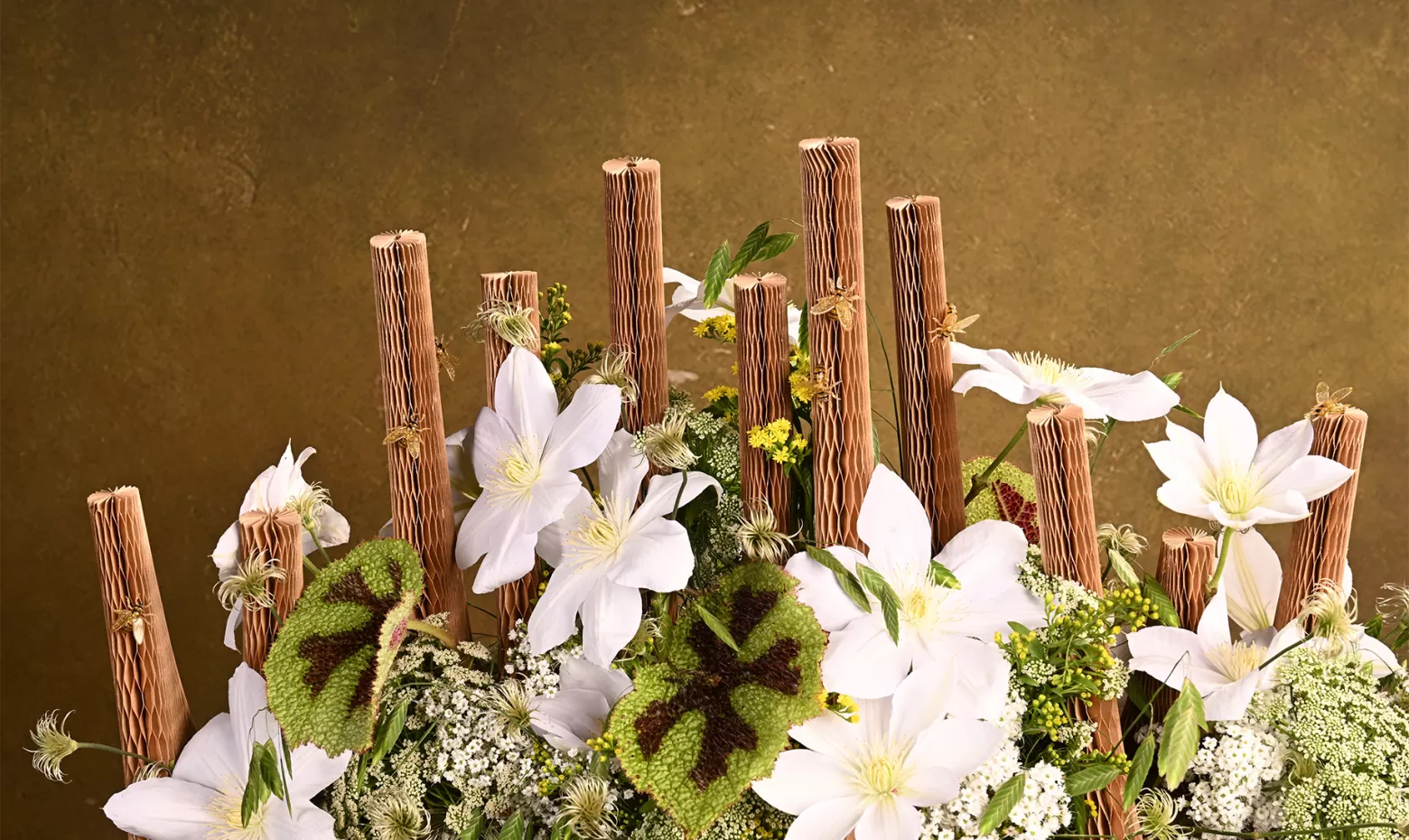 Gábor Nagy - The honeycomb bouquet