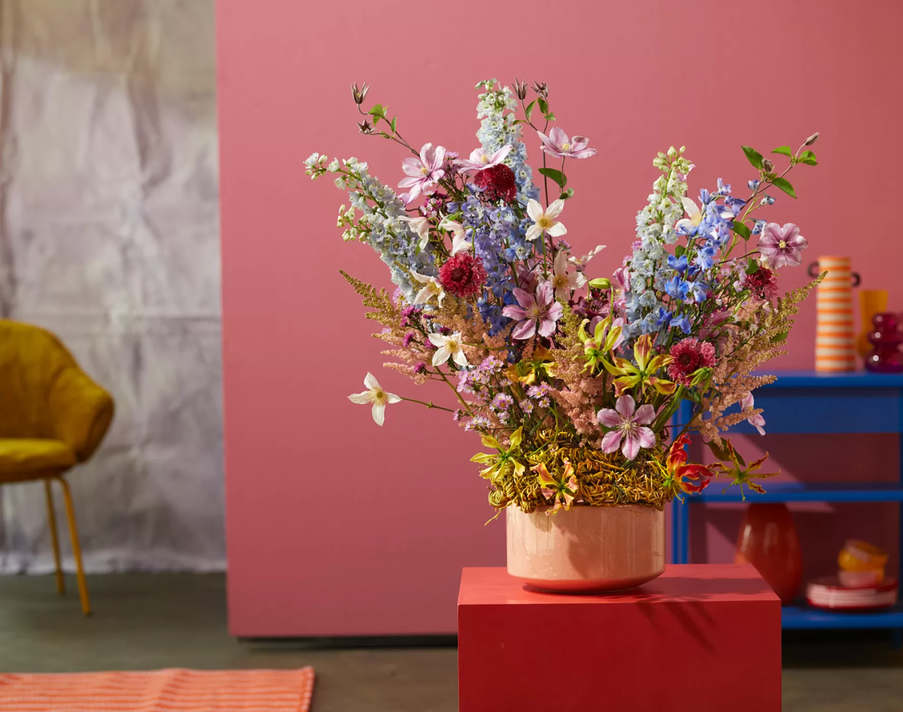 主视觉——焕然一新与积极向上